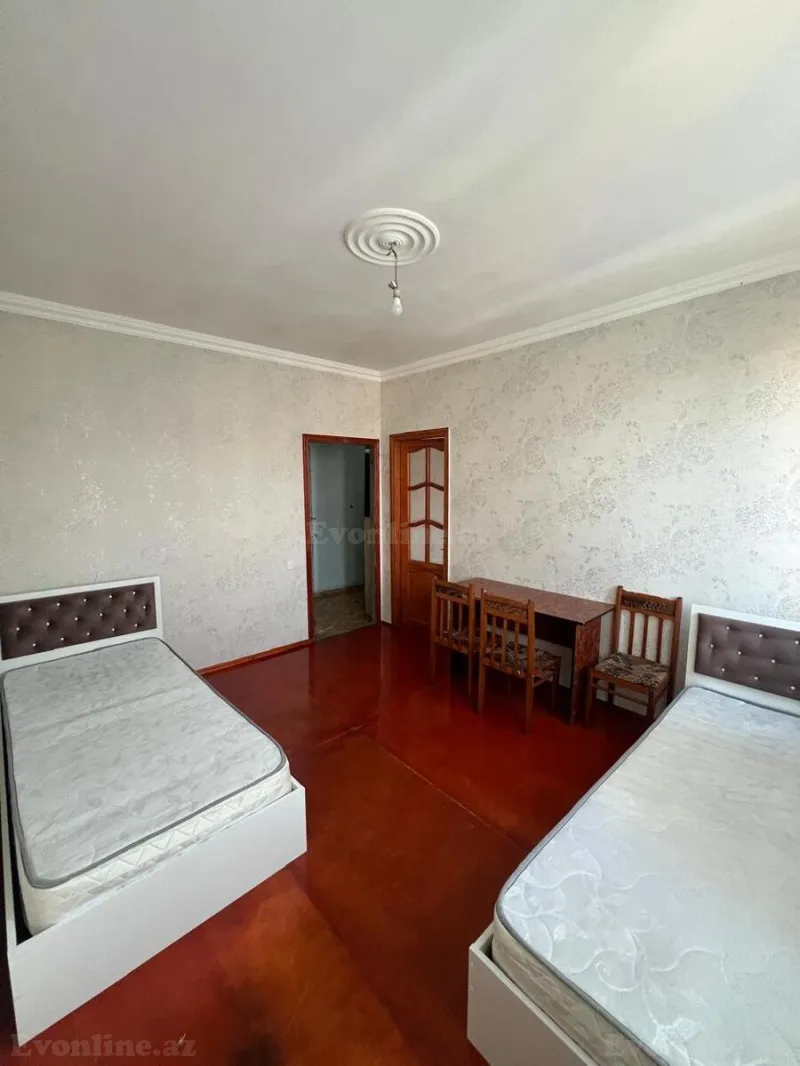2 otaqlı Mənzil 45 m² 7-ci mikrorayon Kirayə verilir