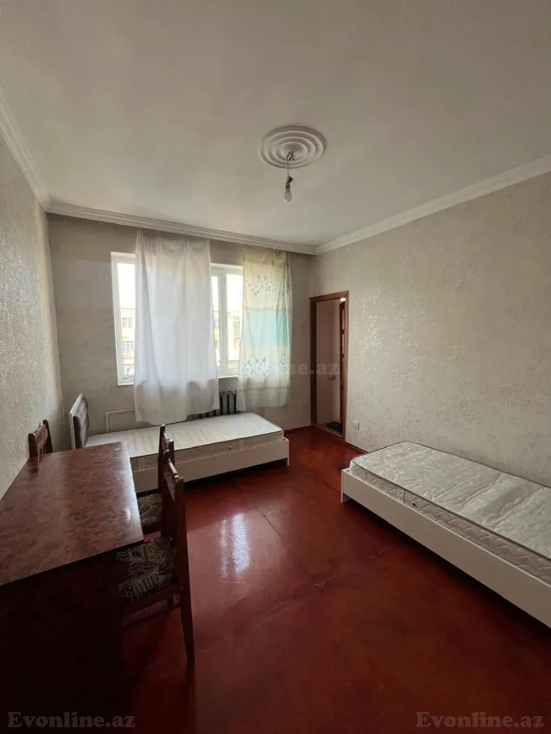 Kirayə verilir 2 otaqlı Mənzil Köhnə tikili 45 m² 7-ci mikrorayon - şəkil 3