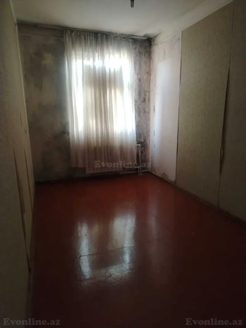 Satılır 2 otaqlı Mənzil Köhnə tikili 50 m² Memar Əcəmi m. - şəkil 2