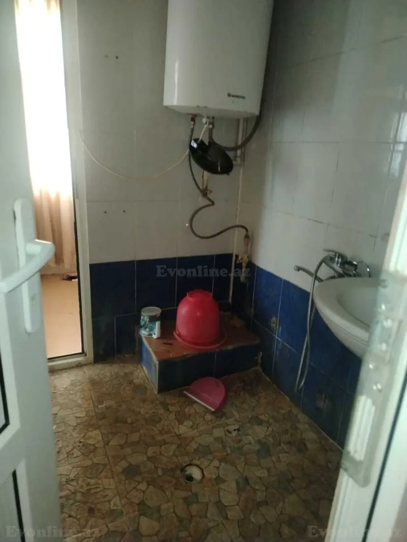 Satılır 2 otaqlı Mənzil Köhnə tikili 50 m² Memar Əcəmi m. - şəkil 5