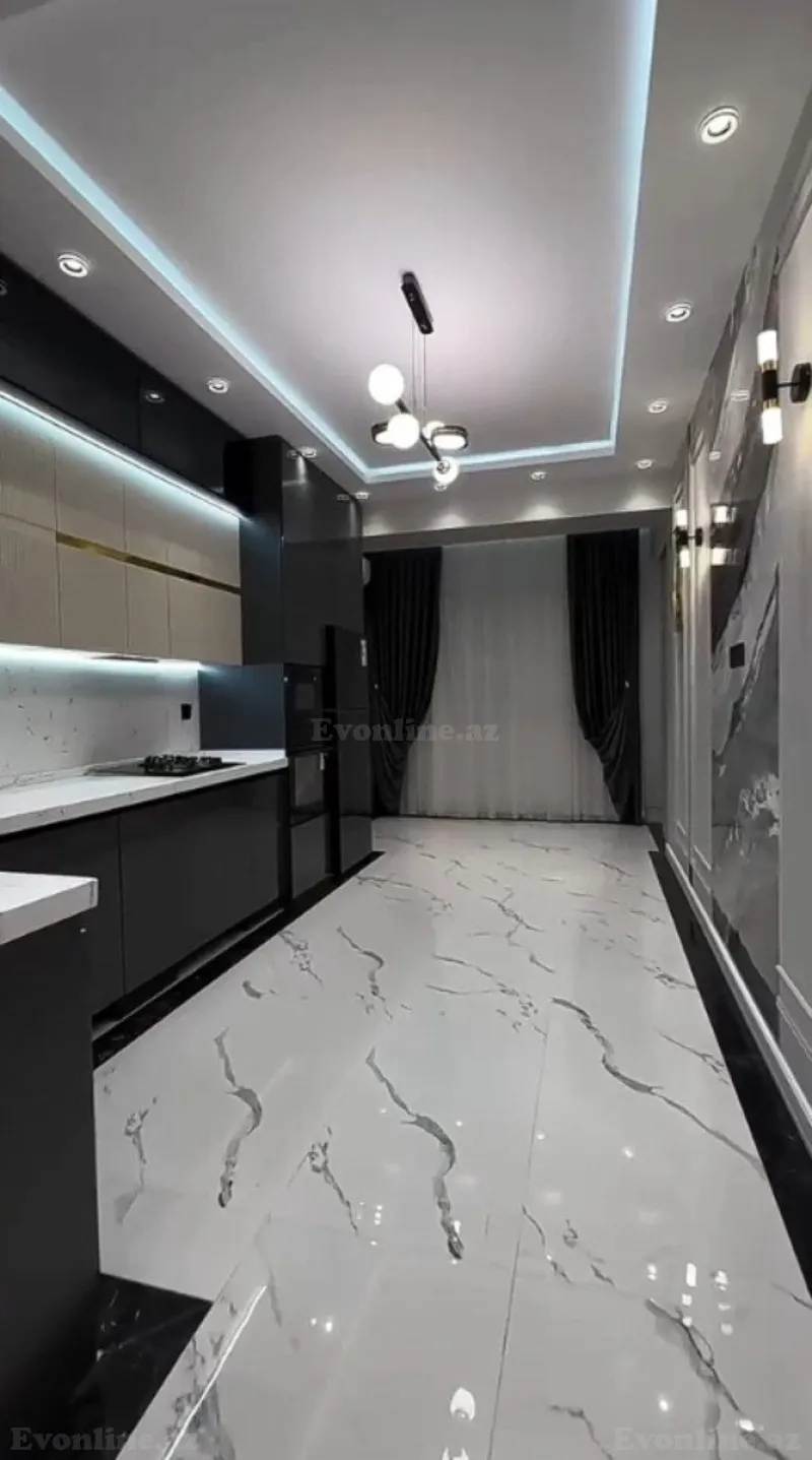Satılır 3 otaqlı Mənzil Yeni tikili 137 m² 28 May m.