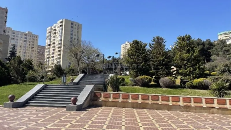 Satılır 3 otaqlı Mənzil Yeni tikili 126 m² Elmlər Akademiyası m. - şəkil 3