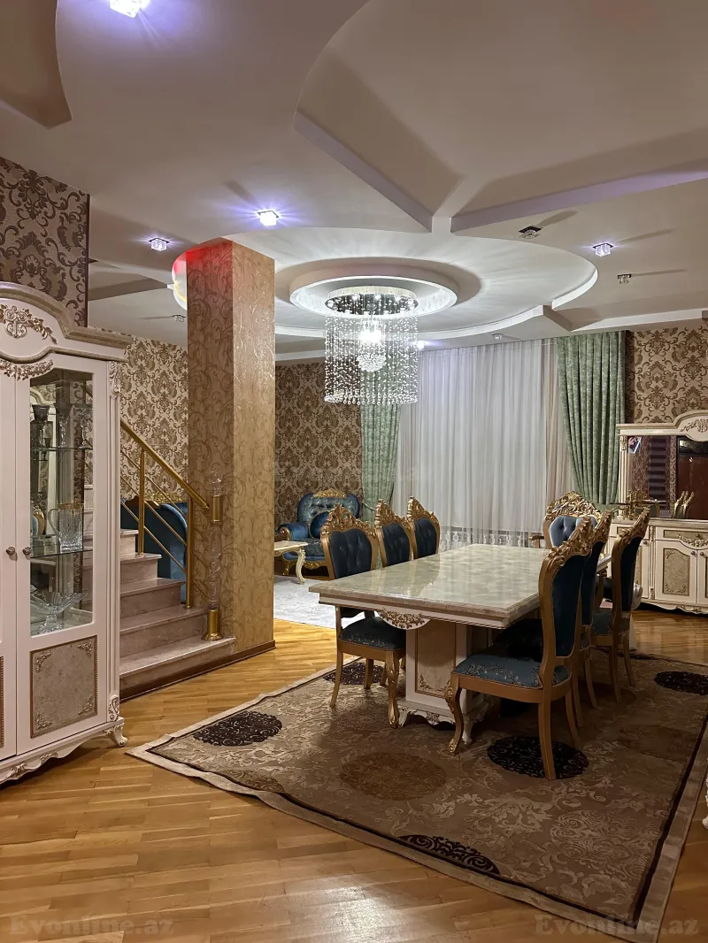 6 otaqlı Həyət evi 280 m² M.Ə.Rəsulzadə Satılır