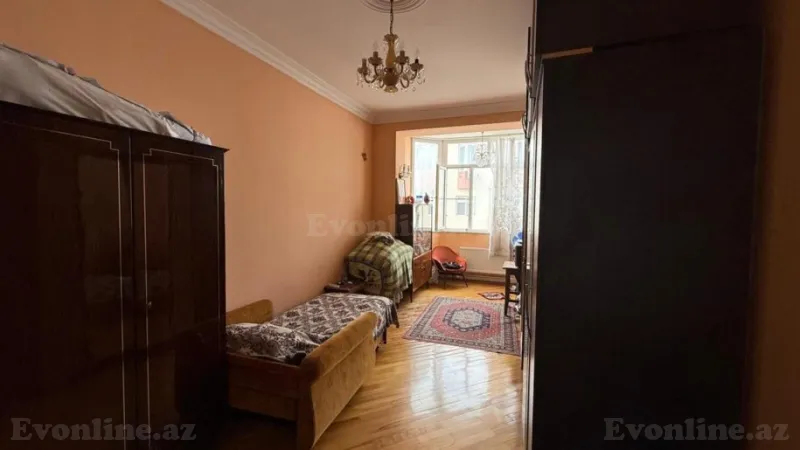 Satılır 4 otaqlı Mənzil Yeni tikili 140 m² İnşaatçılar m. - şəkil 2