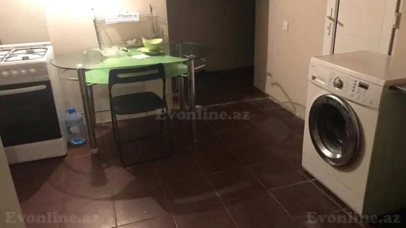 Satılır 3 otaqlı Mənzil Köhnə tikili 101 m² Yasamal - şəkil 8