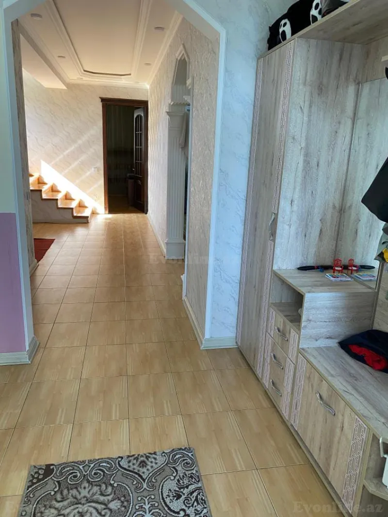 5 otaqlı Həyət evi 280 m² M.Ə.Rəsulzadə Satılır