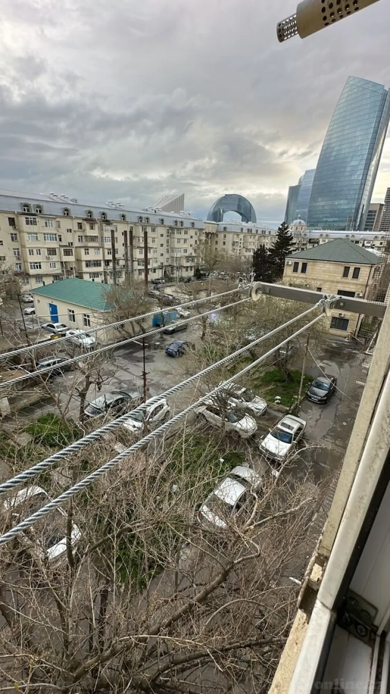 2 otaqlı Mənzil 40 m² Xətai m. Kirayə verilir