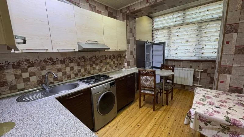 Kirayə verilir 3 otaqlı Mənzil Köhnə tikili 68 m² Badamdar - şəkil 9