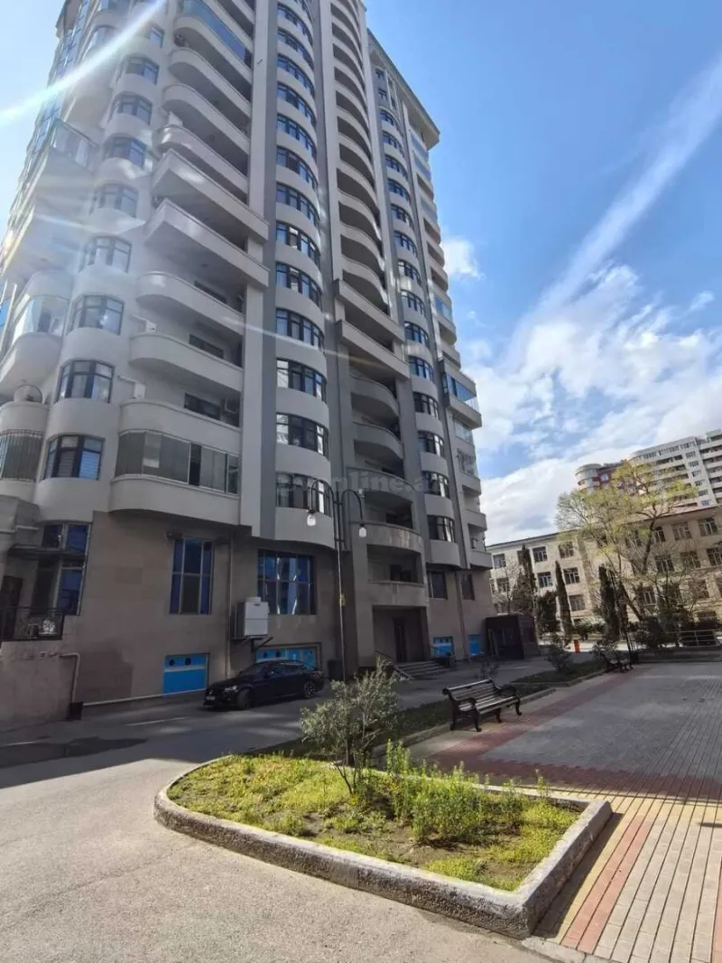 Satılır 3 otaqlı Mənzil Yeni tikili 165 m² Nəsimi r.