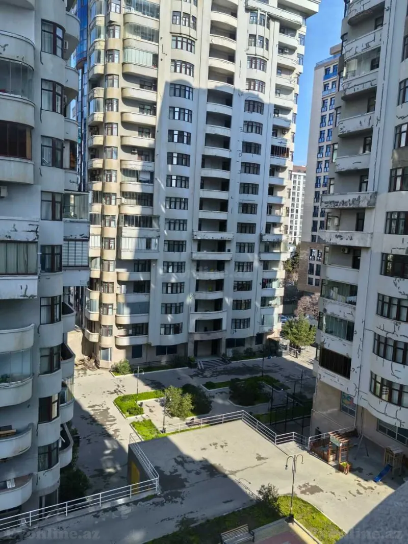 Satılır 3 otaqlı Mənzil Yeni tikili 165 m² Nəsimi r. - şəkil 20