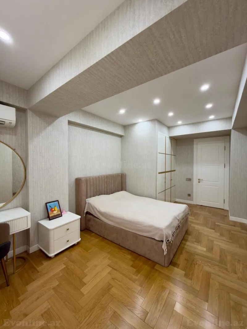 Satılır 5 otaqlı Mənzil Yeni tikili 201 m² Nərimanov r. - şəkil 11