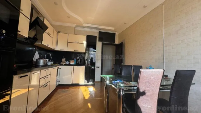 Kirayə verilir 3 otaqlı Mənzil Yeni tikili 155 m² 28 May m. - şəkil 11