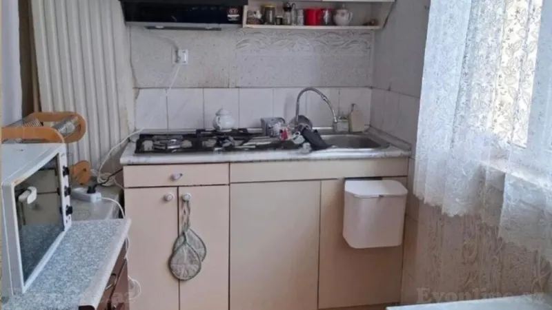 Kirayə verilir 3 otaqlı Mənzil Köhnə tikili 80 m² Elmlər Akademiyası m. - şəkil 6