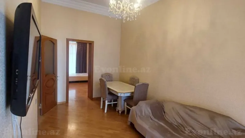 Kirayə verilir 2 otaqlı Mənzil Köhnə tikili 65 m² İçərişəhər m. - şəkil 5