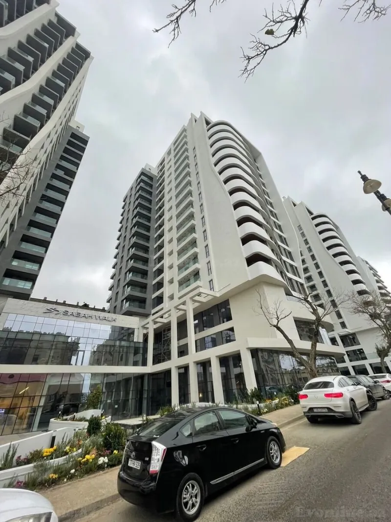 Kirayə verilir 4 otaqlı Mənzil Yeni tikili 164 m² Bayıl - şəkil 2