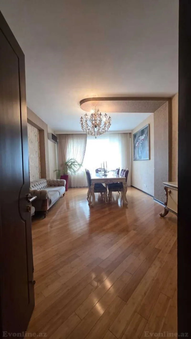 Satılır 3 otaqlı Mənzil Yeni tikili 123 m² 8-ci kilometr