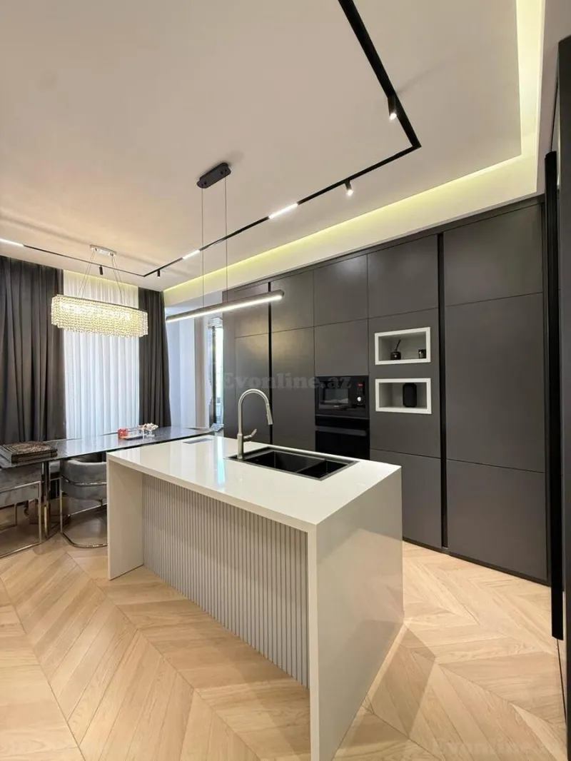 Satılır 3 otaqlı Mənzil Yeni tikili 136 m² Nərimanov r. - şəkil 9