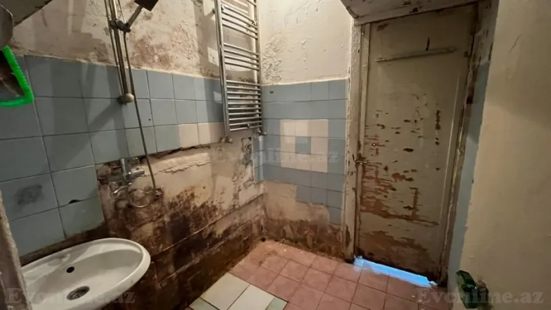 Satılır 2 otaqlı Mənzil Köhnə tikili 45 m² Memar Əcəmi m. - şəkil 7