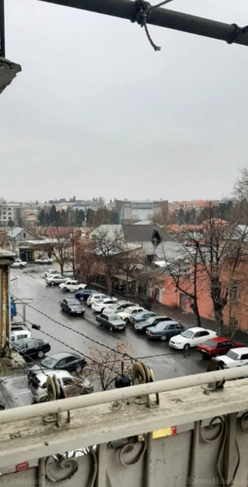 Kirayə verilir 3 otaqlı Mənzil Köhnə tikili 70 m² Gəncə - şəkil 8
