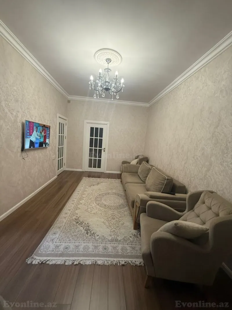 3 otaqlı Mənzil 70 m² Qara Qarayev m. Satılır