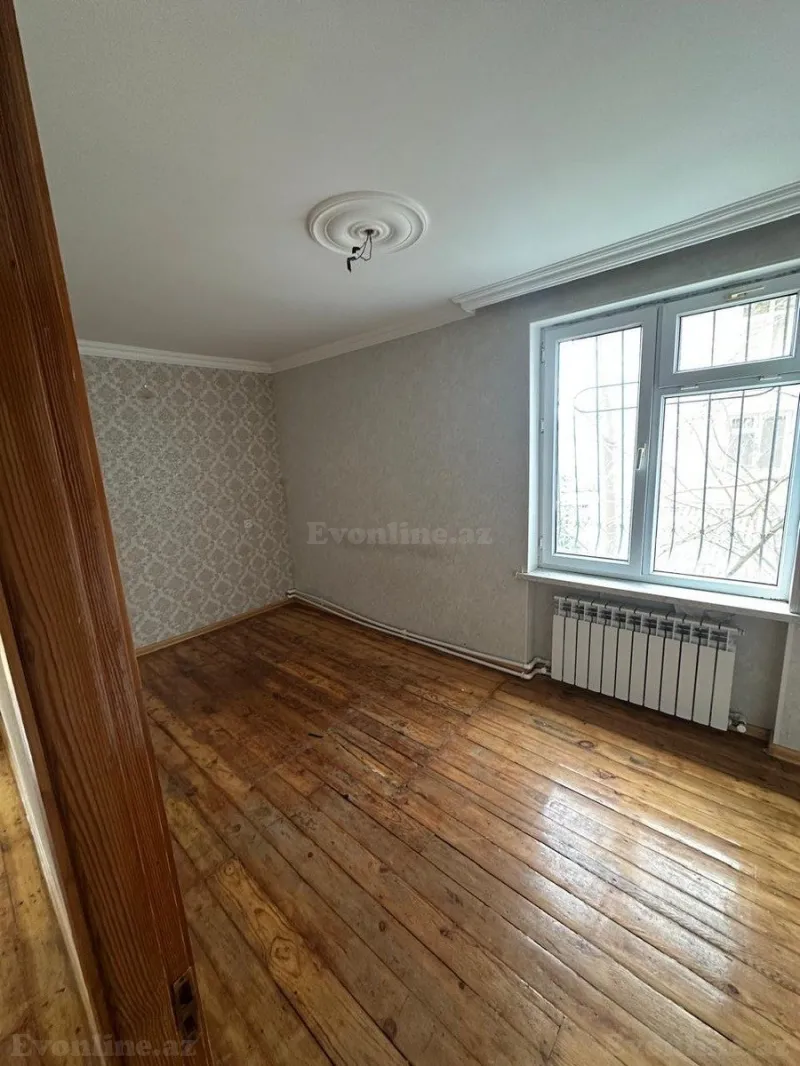 Satılır 2 otaqlı Mənzil Köhnə tikili 60 m² İnşaatçılar m. - şəkil 7