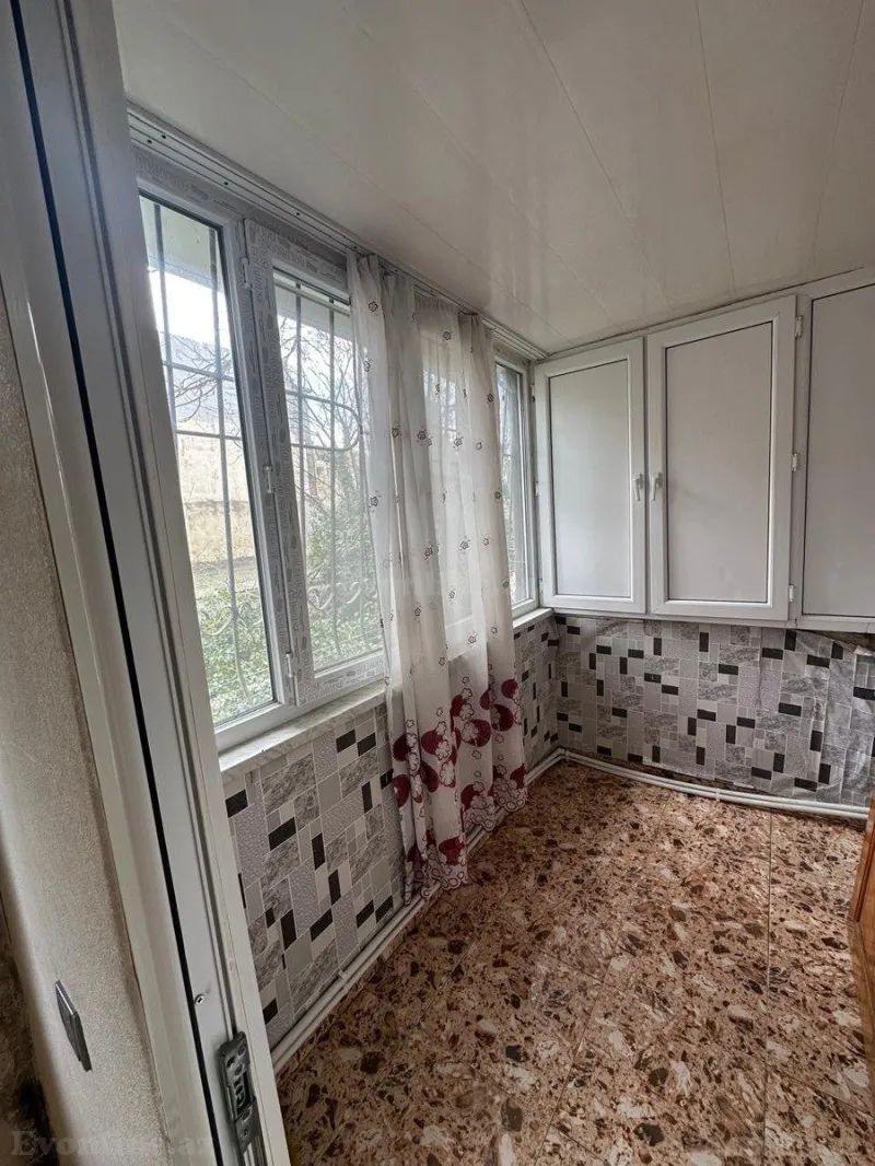 Satılır 2 otaqlı Mənzil Köhnə tikili 60 m² İnşaatçılar m. - şəkil 9