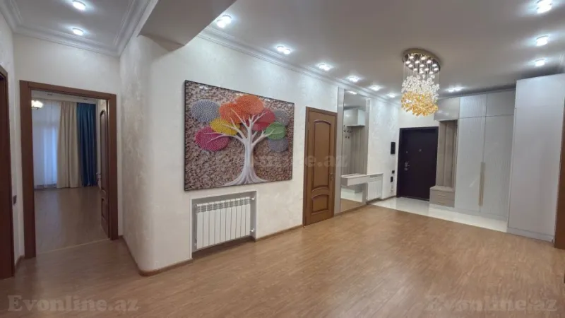 Satılır 3 otaqlı Mənzil Yeni tikili 136 m² Neftçilər m. - şəkil 2