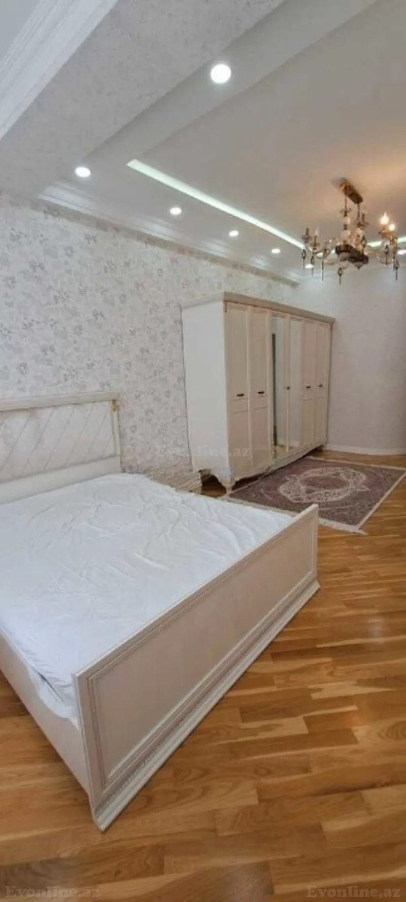 Kirayə verilir 3 otaqlı Mənzil Yeni tikili 160 m² Nərimanov r. - şəkil 9