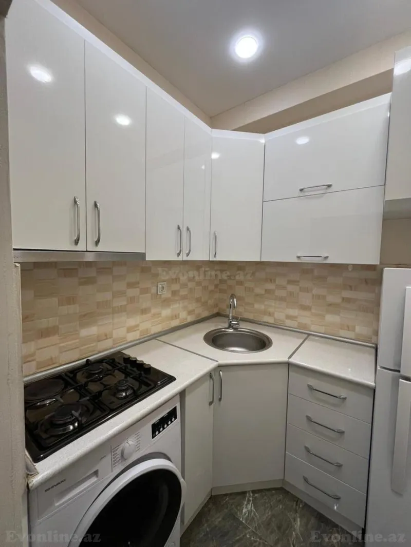 Kirayə verilir 2 otaqlı Mənzil Yeni tikili 65 m² İnşaatçılar m. - şəkil 2