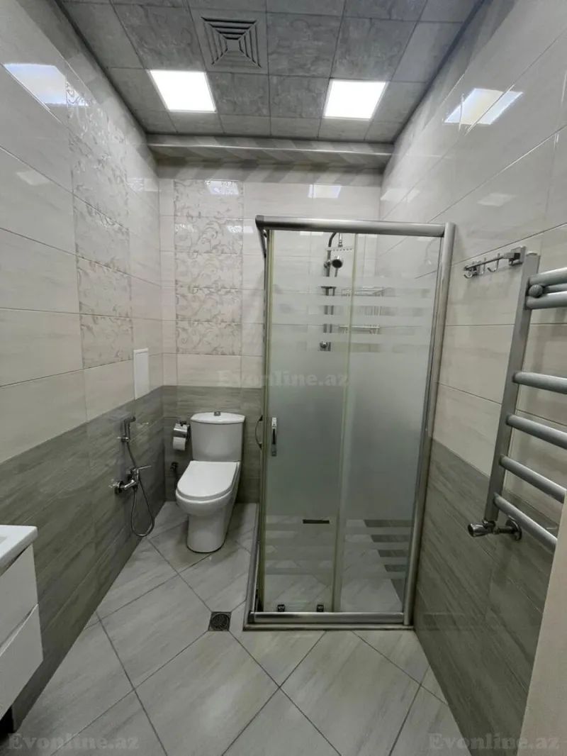 Kirayə verilir 2 otaqlı Mənzil Yeni tikili 65 m² İnşaatçılar m. - şəkil 5