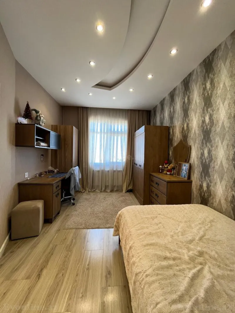 Satılır 4 otaqlı Mənzil Yeni tikili 100 m² Yasamal - şəkil 7