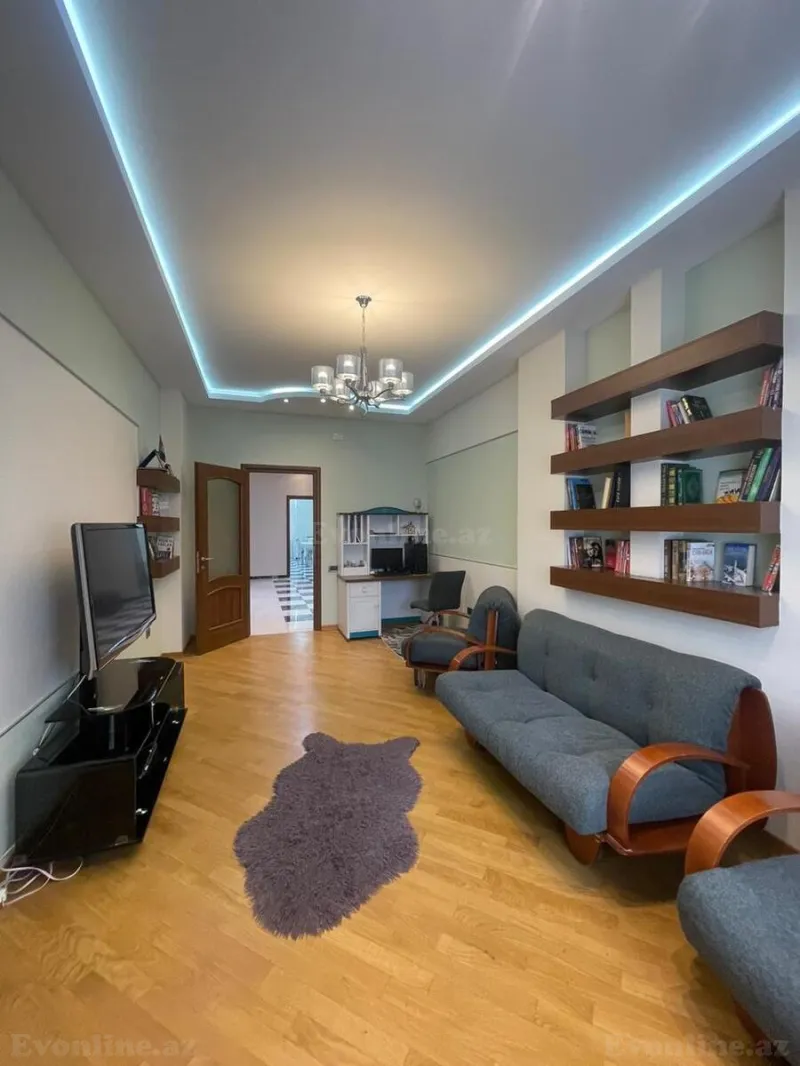 Satılır 3 otaqlı Mənzil Yeni tikili 160 m² Elmlər Akademiyası m. - şəkil 3