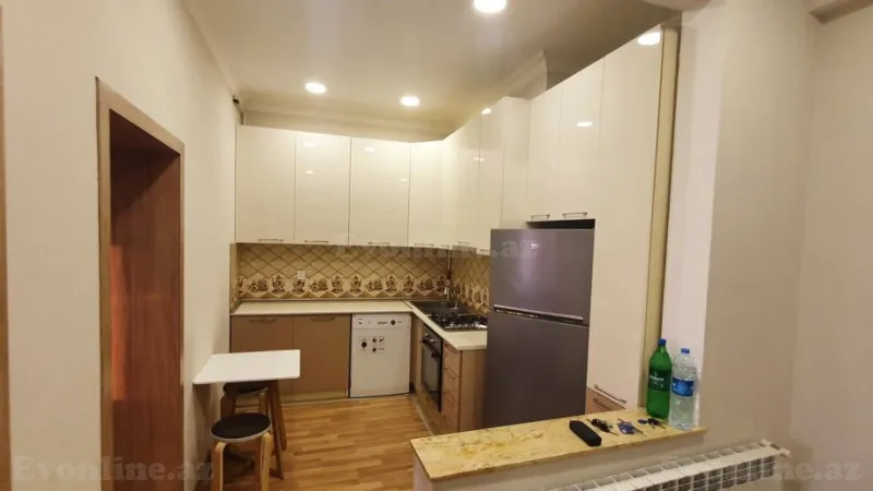 Satılır 3 otaqlı Mənzil Yeni tikili 100 m² İnşaatçılar m. - şəkil 4