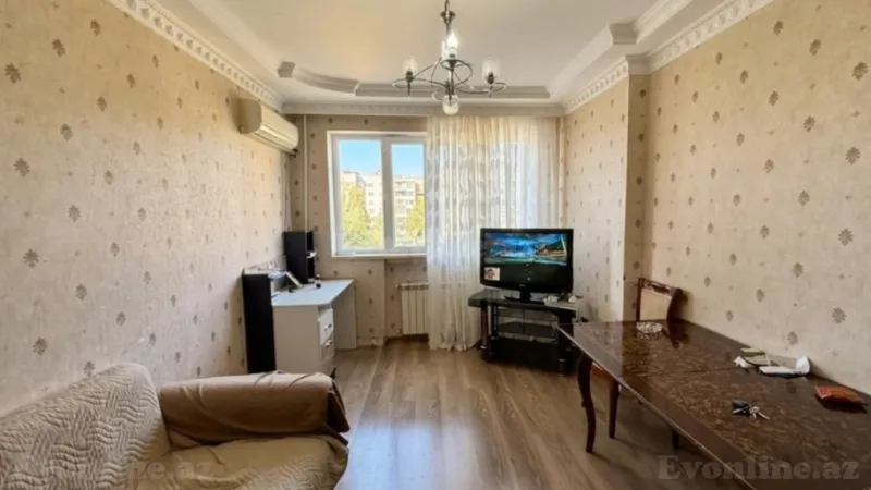 Satılır 4 otaqlı Mənzil Köhnə tikili 105 m² Xətai r. - şəkil 5