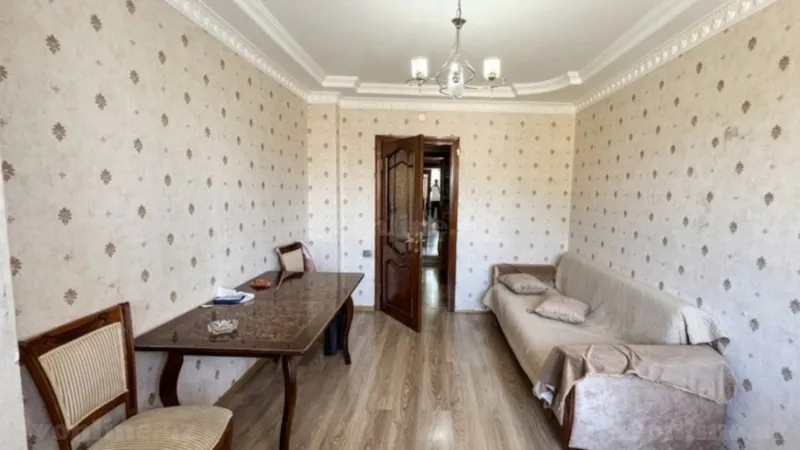 Satılır 4 otaqlı Mənzil Köhnə tikili 105 m² Xətai r. - şəkil 6