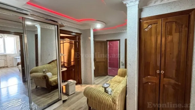 Satılır 4 otaqlı Mənzil Köhnə tikili 105 m² Xətai r. - şəkil 10