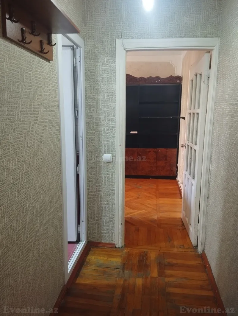 Satılır 2 otaqlı Mənzil Köhnə tikili 42 m² 3-cü mikrorayon - şəkil 4