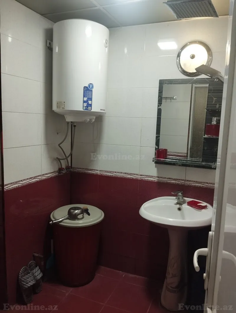 Satılır 2 otaqlı Mənzil Köhnə tikili 42 m² 3-cü mikrorayon - şəkil 6