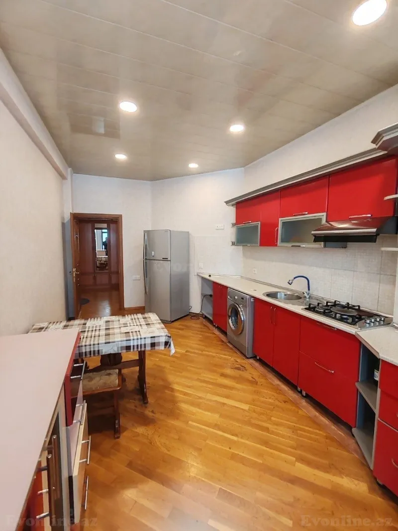 Kirayə verilir 3 otaqlı Mənzil Yeni tikili 110 m² İçərişəhər m. - şəkil 2