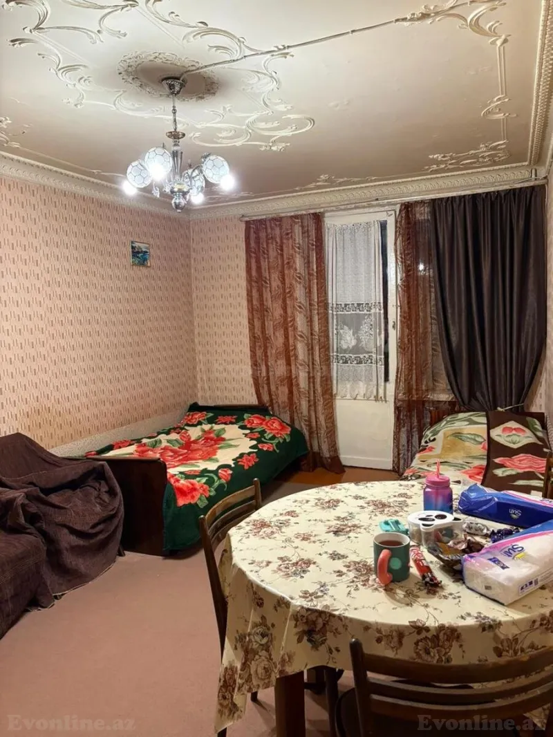 Kirayə verilir 1 otaqlı Mənzil Köhnə tikili 45 m² Yasamal