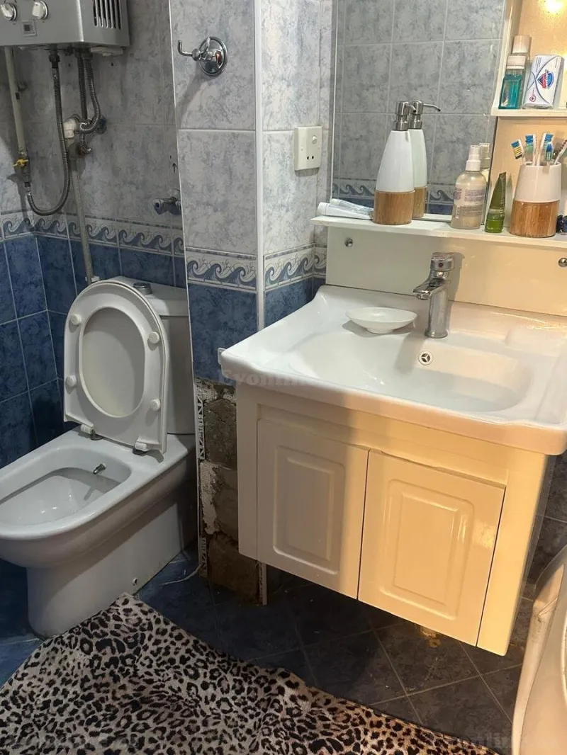 Kirayə verilir 2 otaqlı Mənzil Köhnə tikili 47 m² İnşaatçılar m. - şəkil 12