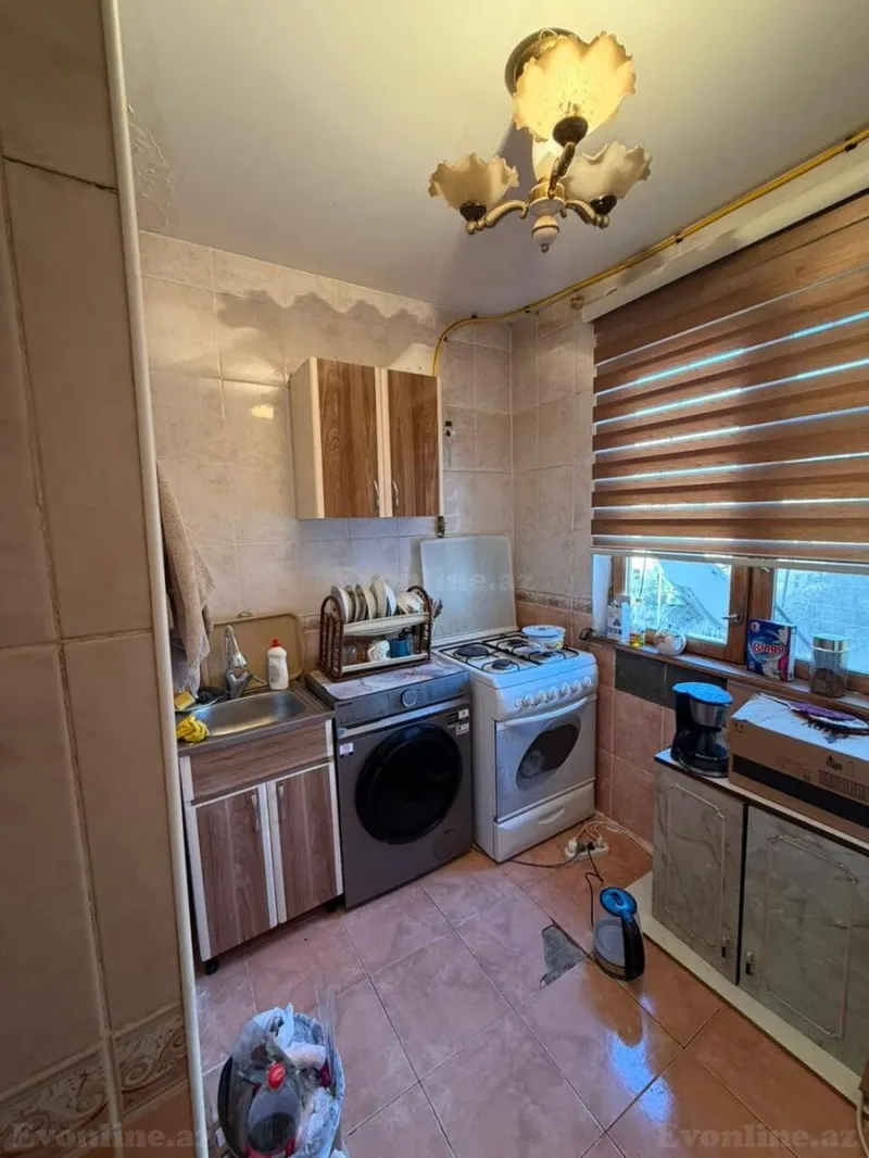 Satılır 2 otaqlı Mənzil Köhnə tikili 30 m² Gənclik m. - şəkil 2