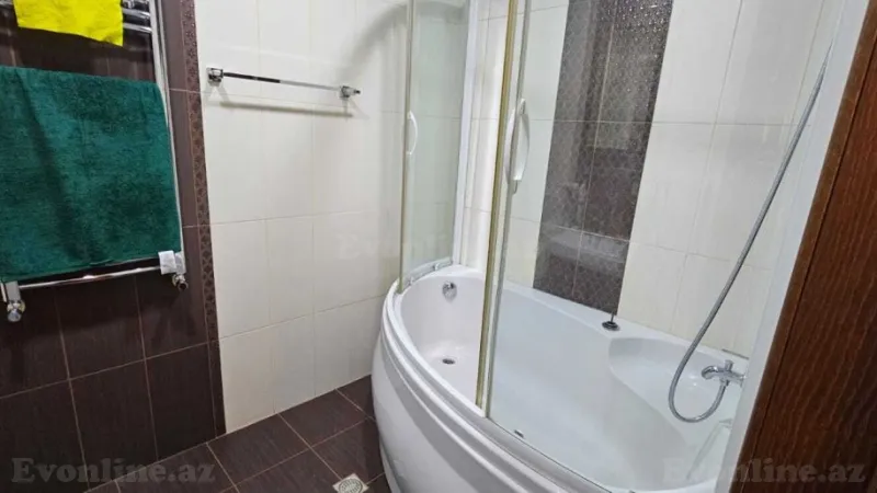 Kirayə verilir 2 otaqlı Mənzil Yeni tikili 68 m² İnşaatçılar m. - şəkil 7