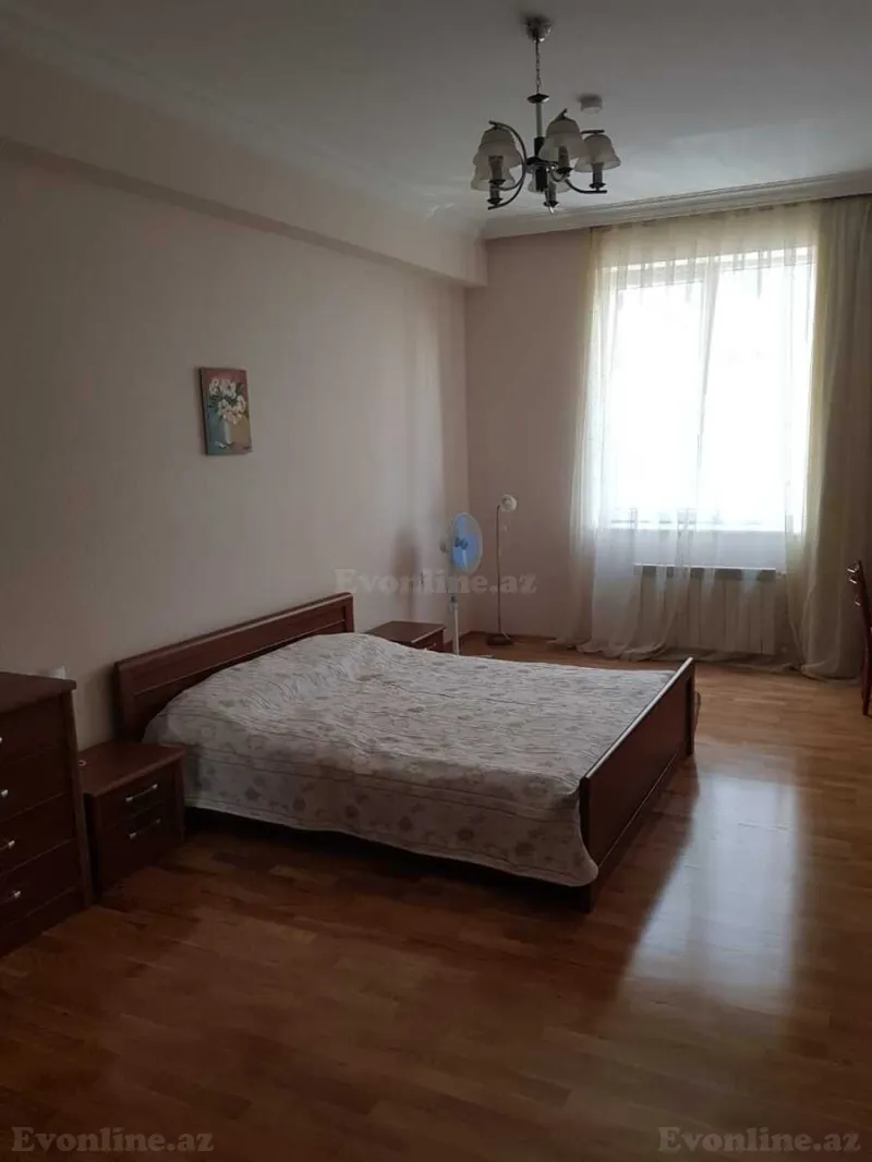 Kirayə verilir 3 otaqlı Mənzil Yeni tikili 150 m² Nizami m. - şəkil 2