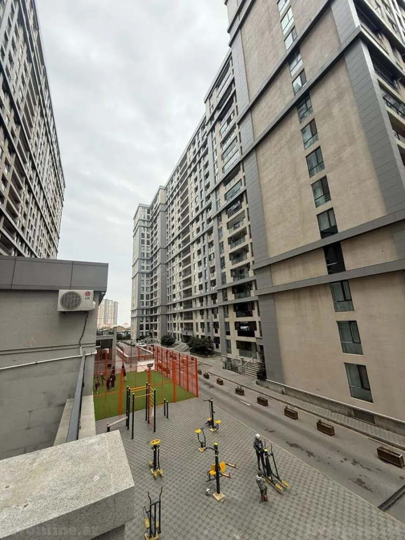 Satılır 3 otaqlı Mənzil Yeni tikili 90 m² Xətai r. - şəkil 2