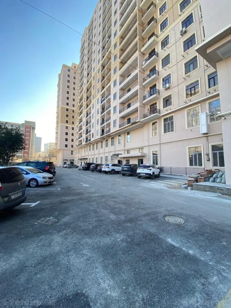Satılır 4 otaqlı Mənzil Yeni tikili 185 m² 8 Noyabr m. - şəkil 3