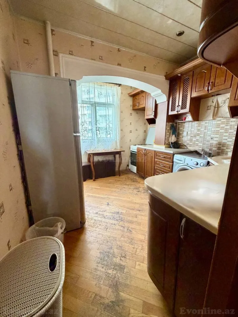 Satılır 4 otaqlı Mənzil Köhnə tikili 107 m² Nərimanov r. - şəkil 5