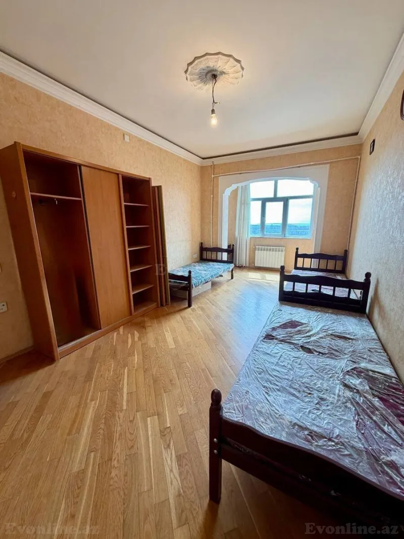 Satılır 4 otaqlı Mənzil Köhnə tikili 107 m² Nərimanov r. - şəkil 6