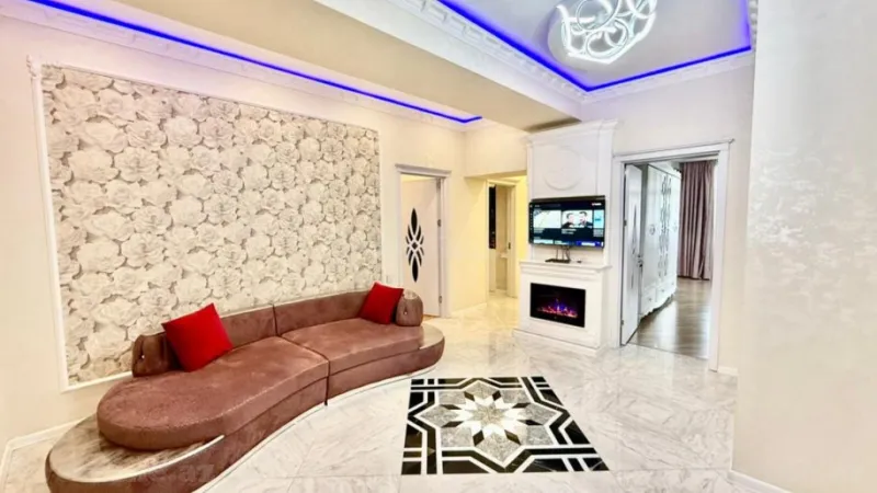 4 otaqlı Mənzil 155 m² İnşaatçılar m. Satılır