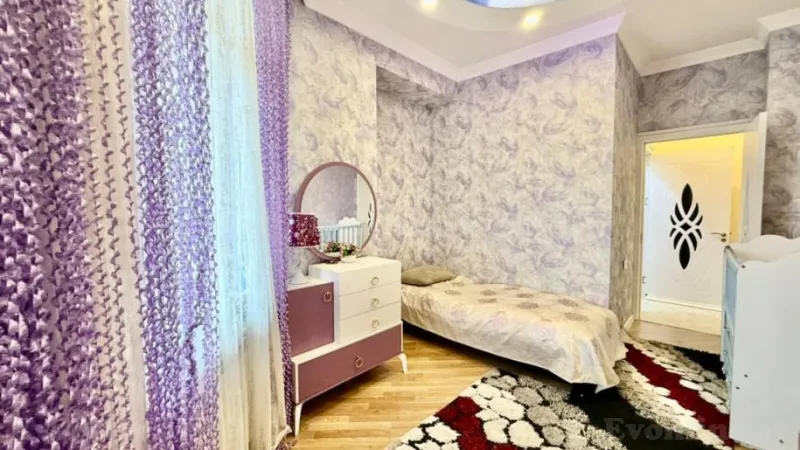 Satılır 4 otaqlı Mənzil Yeni tikili 155 m² İnşaatçılar m. - şəkil 13